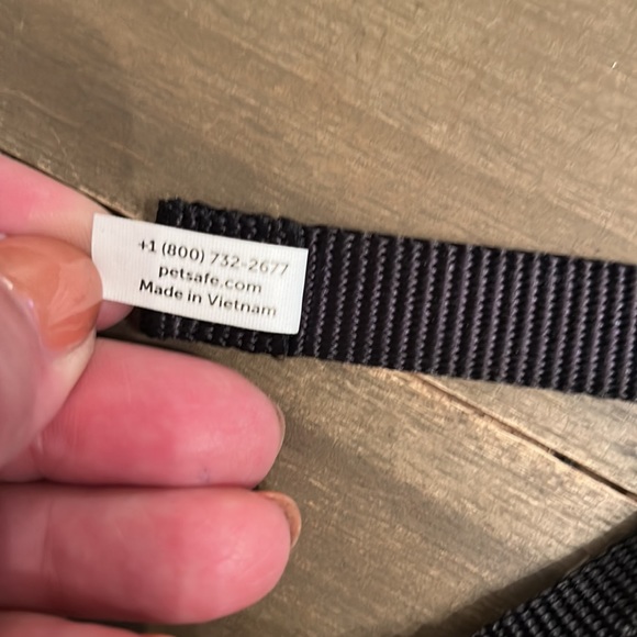 PETSAFE gentle leader dog training collar. Never used. Size medium - Picture 7 of 7
